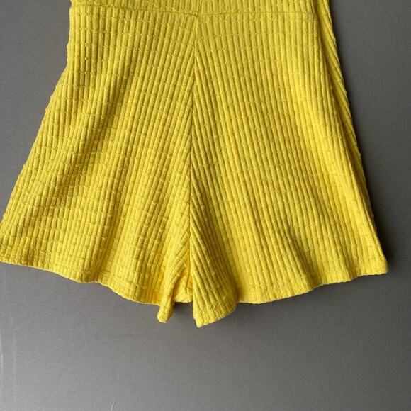 Zara sz S yellow mini faux wrap romper - Picture 4 of 8